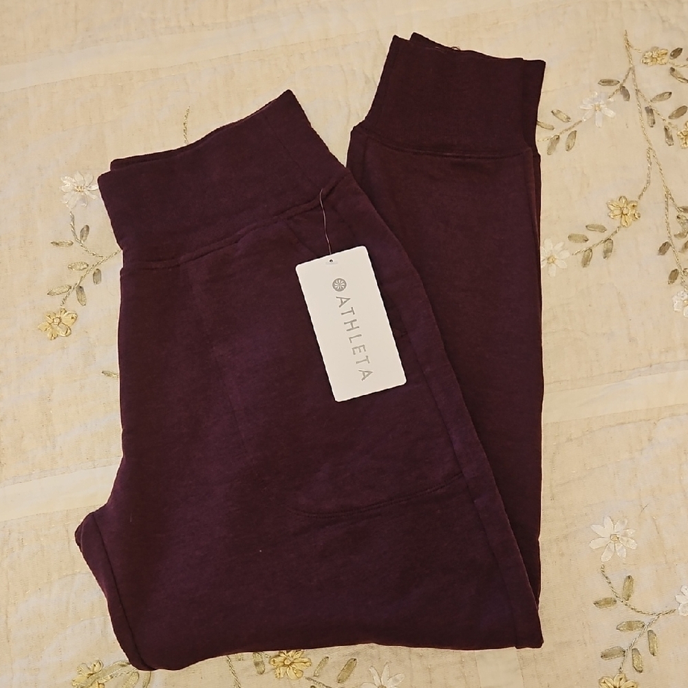 NWT Athleta Coaster Luxe Jogger